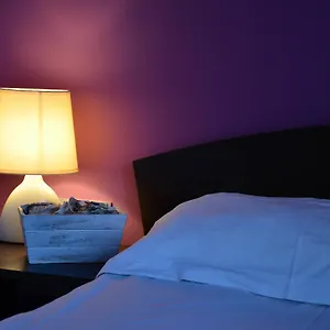 ivanovi-apartments.varna-hotels.com/